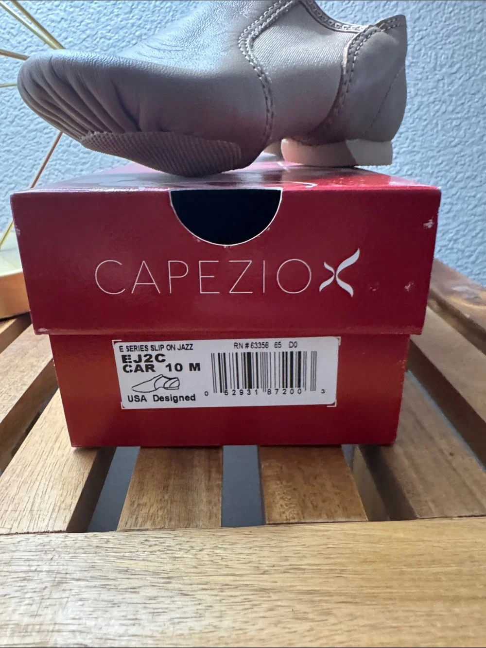 Child TAN Slip-On Leather Jazz Shoe- NEW multiple sizes available